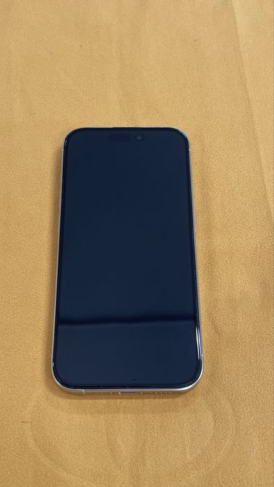 Продам Iphone 15pro