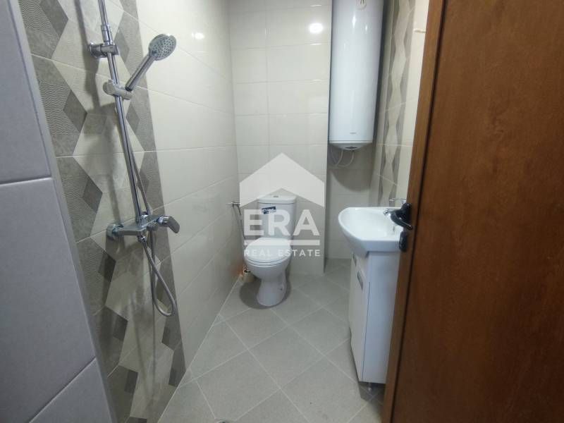 Дава се под наем Тристаен апартамент в Хасково, Любен Каравелов - 100 кв.м за 331.5 € - Снимка #4