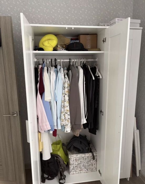 Шкаф 3-дверный с зеркалом IKEA BRIMNES