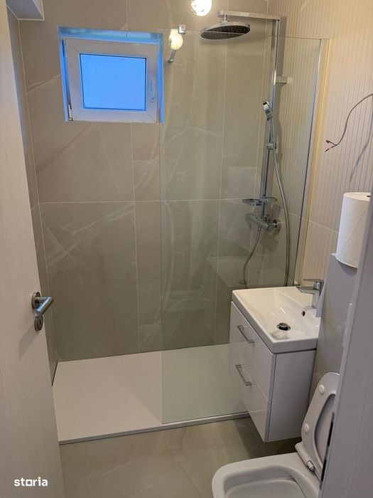 Apartament de 4 camere in vila