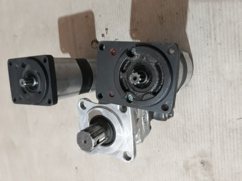 Pompe hidraulice duble si basculare