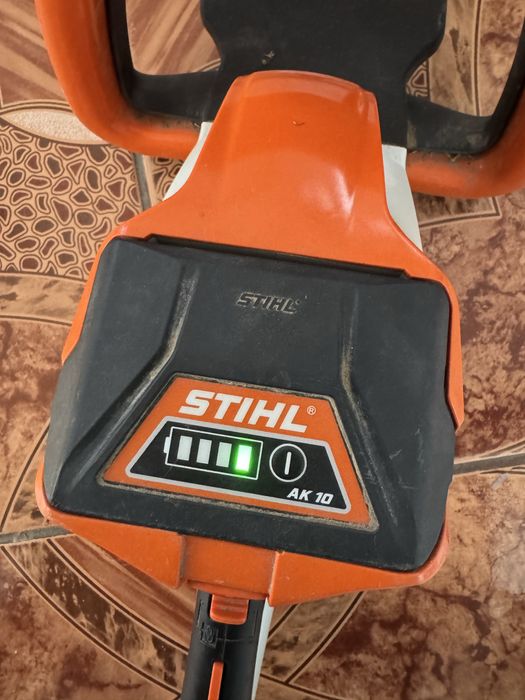 Foarfeca/drujba  taiat gard viu stihl