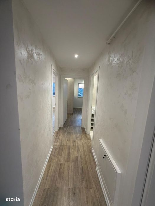 Vand apartament 3 camere Cosmopolis