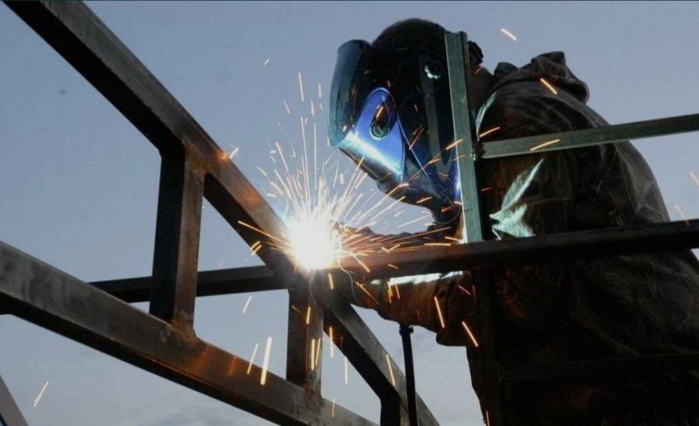 Сварщик gazavik gazosvarshik santexnik avtogen elektrosvarshik aftagen