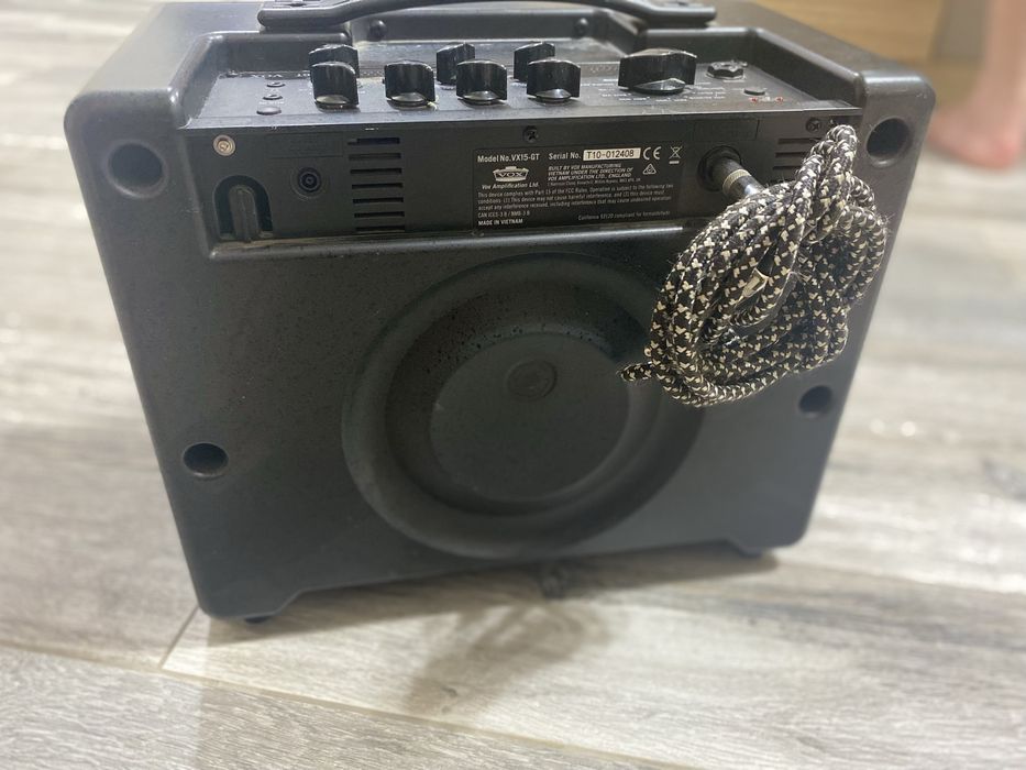 VOX VX15-GT гитарный комбоусилитель