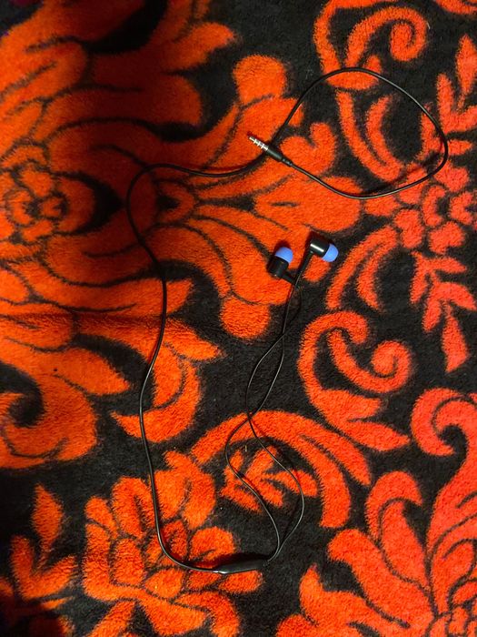 Căști jack pentru android