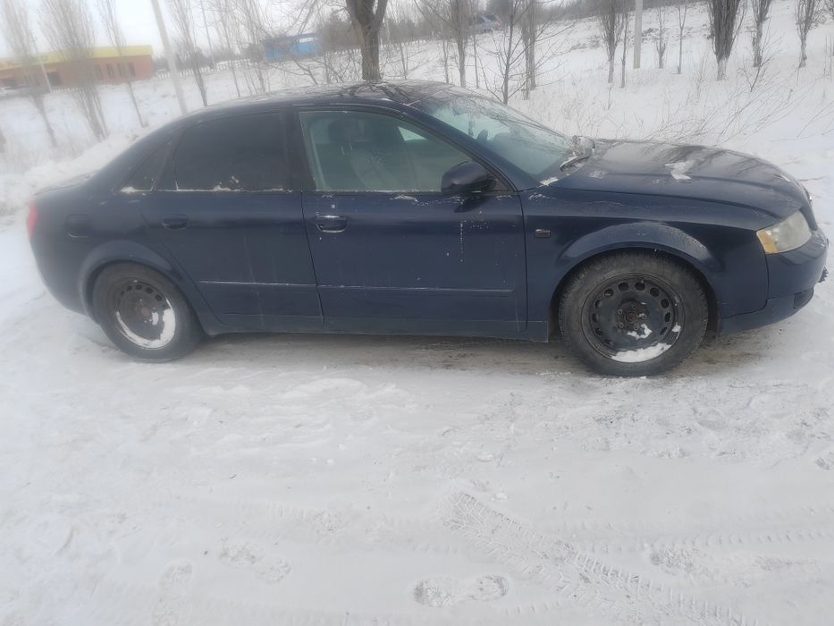 Подам Ауди А4 2003