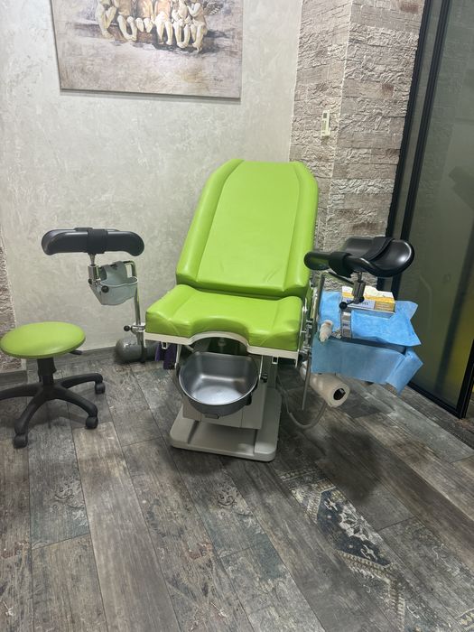 Гинекологическое кресло продаётся