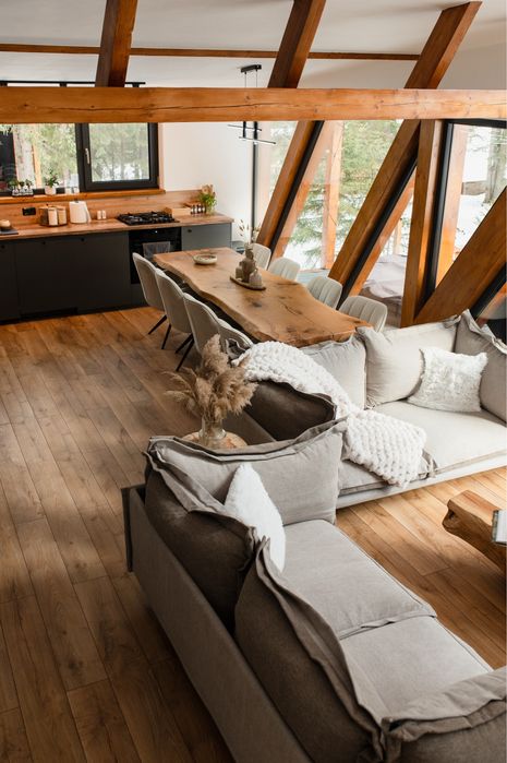 Cabana de inchiriat Muntele  Baisorii•Buscat•Jacuzzi •4 dormitoare