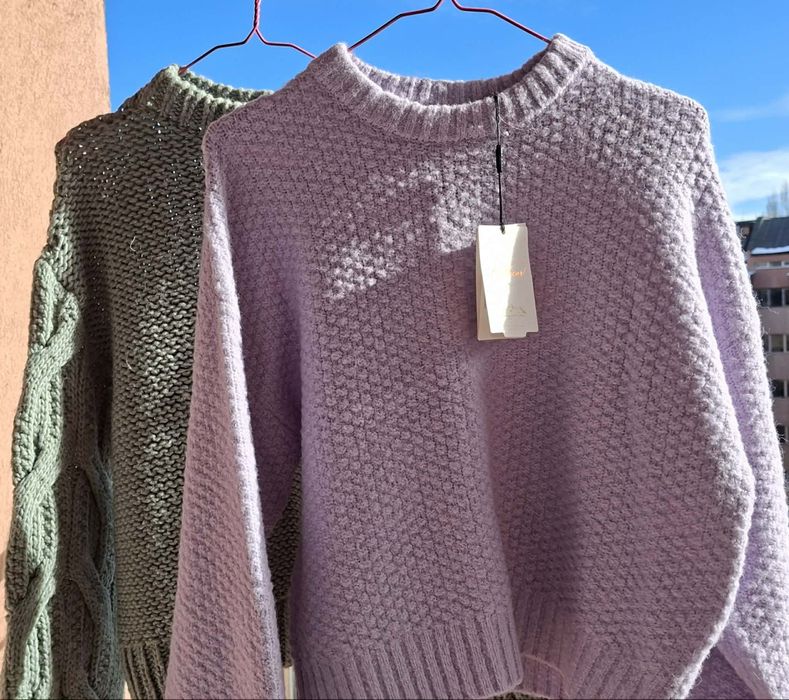 Два,нови пуловера