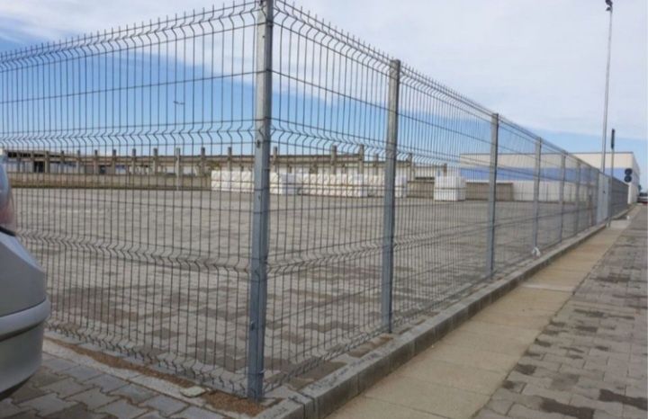 Executam garduri și porți inpresmuiri terenuri