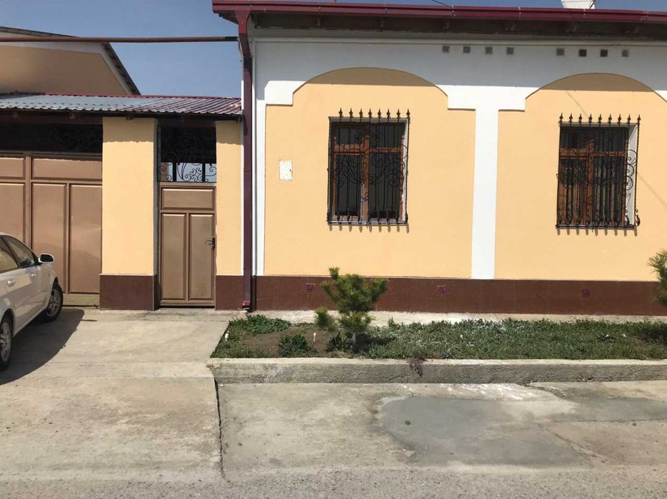 Продается дом 6 соток (4 комнаты одна кухня и 3 санузла)