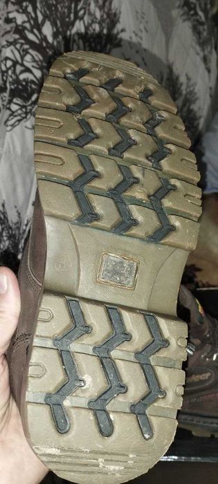 Ботинки мужские зимние 40р