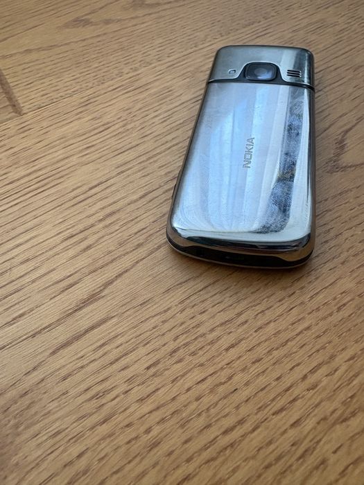 Nokia 6700 classic argintiu