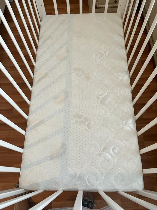 Детский кровать новая