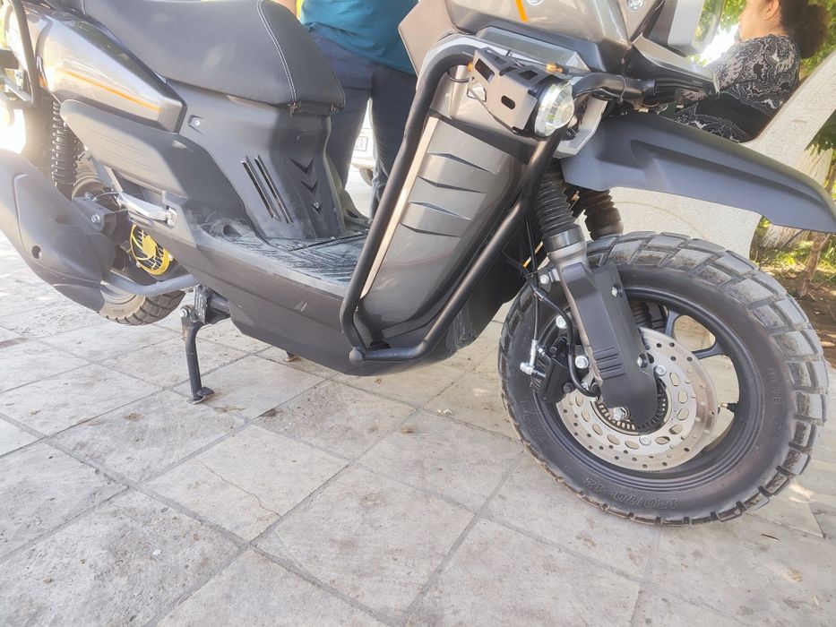 Skuter Tank sotiladi