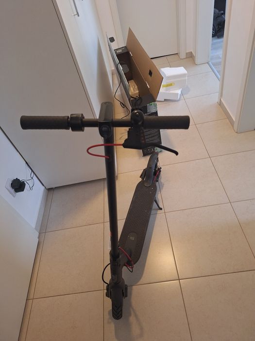Preț redus! Scooter Pro2 Xiaomi trotineta 45km autonomie, viteza 25km