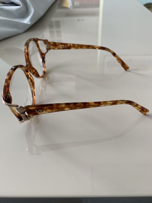 Слънчеви / диоптрични оригинални рамки NINA RICCI