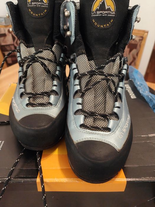 Bocanci montani La Sportiva Trango Evo GTX – mărimea 42, 27 cm nu scar