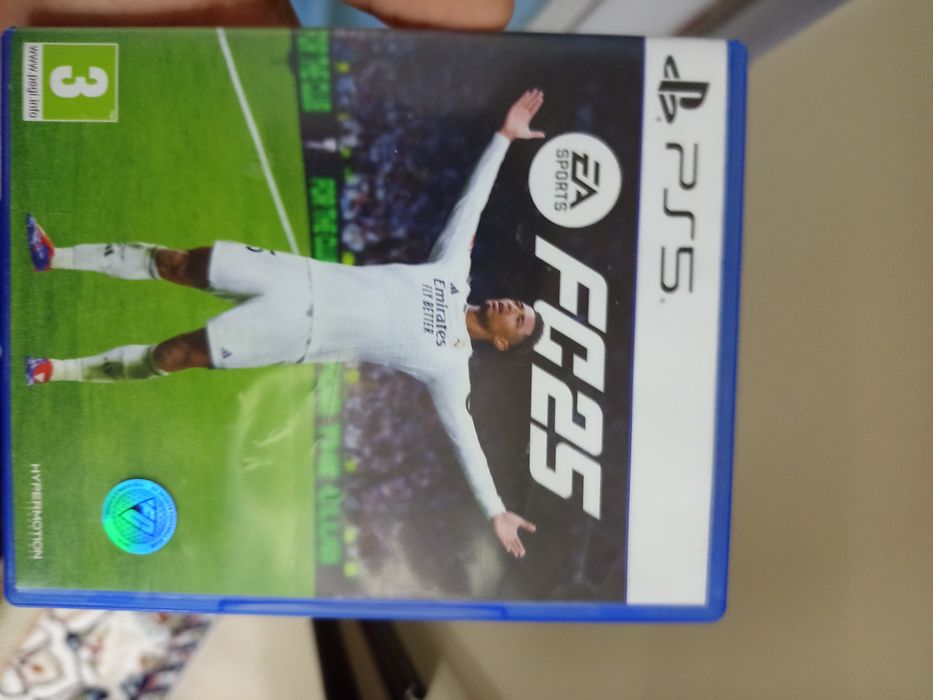 продаеться фифа 25