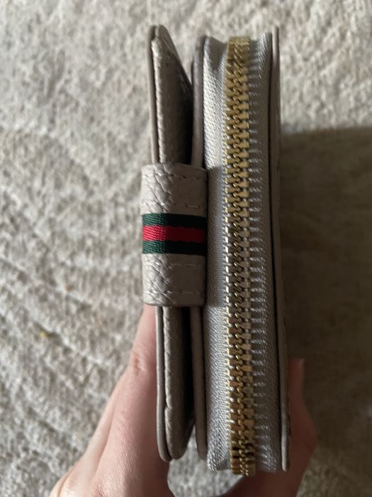 Продаю новенький кошелек