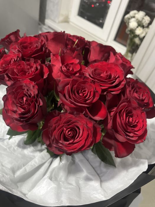 Цветы красное розы