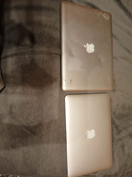 Vand macbook air de piese si 3 macbook pro