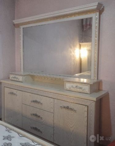 Spalniy garnitur srocna bematras sotiladi