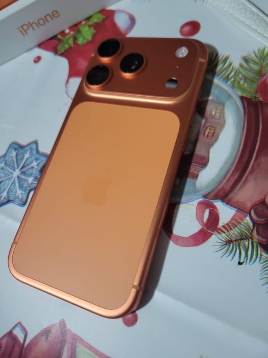 17 Pro 256gb, 22 cicluri full box