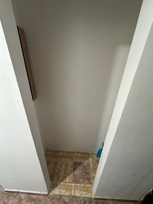 Garsoniera de vanzare / de închiriat
