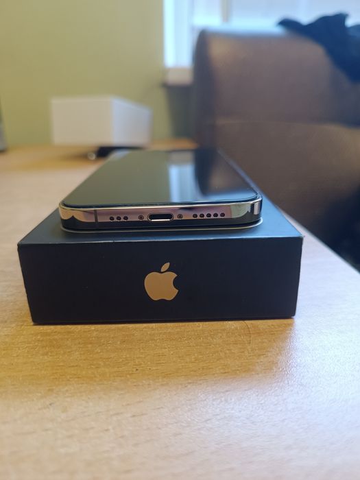 айфон 12 про 256 Гб