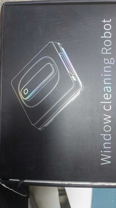 Робот-мойщик окон