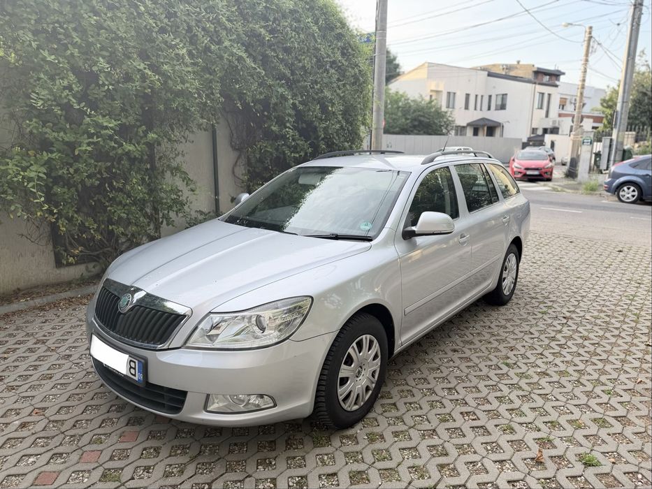 SKODA Octavia 2011 — imagine 2