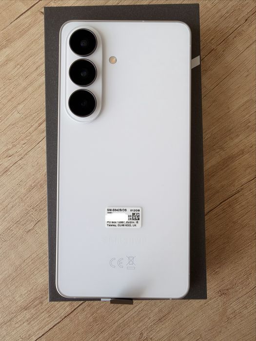Смартфон GSM Samsung Galaxy S26 S942 6.30 ", 512 GB, RAM