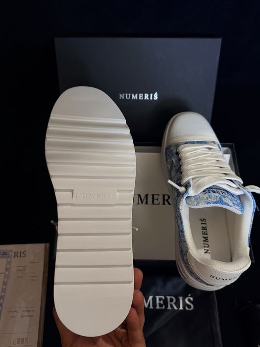 Adidas Numeris 43,42