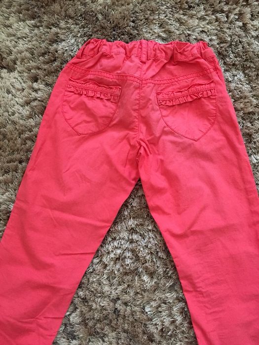 Детски панталони: United colors of Benetton