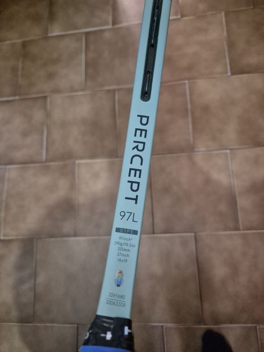 YONEX percept 290 gr