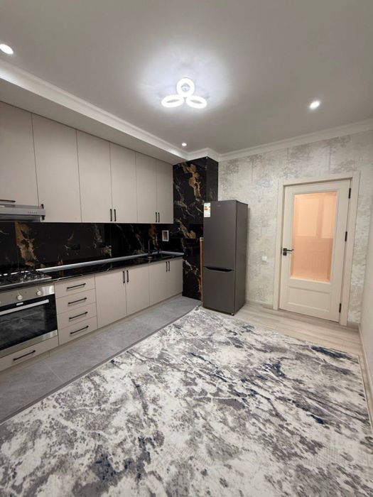 Навастройка срочно сдаётся 2микрарайоне после ремонта не кто не жиль