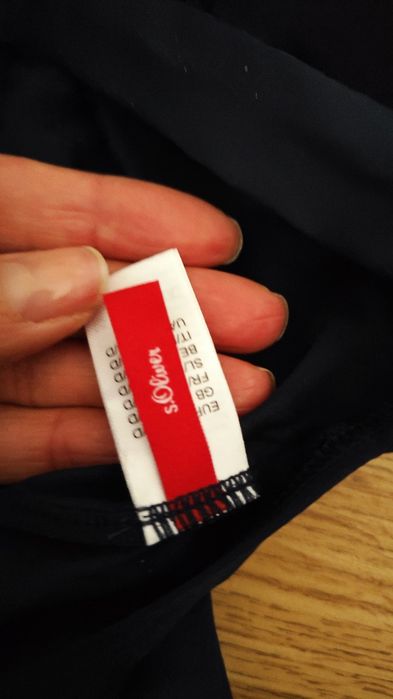 Бански различни и Парео дантела .