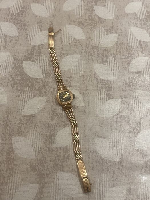 Чайка золотые часы