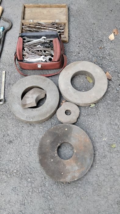 Продам всё для огорода, инвентарь.