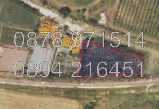 КОДо 61139. Дворно място 660м2 до стадиона, до къщи, ток и вода