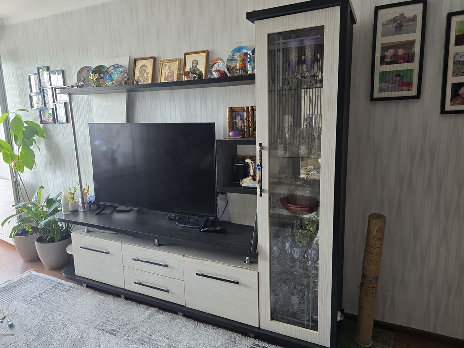 Продам стенку для зала/гостинной