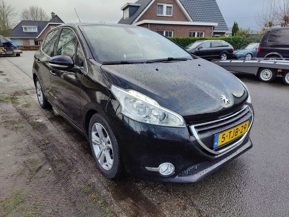 Vand Peugeot 208 1.6 Hdi 2014
