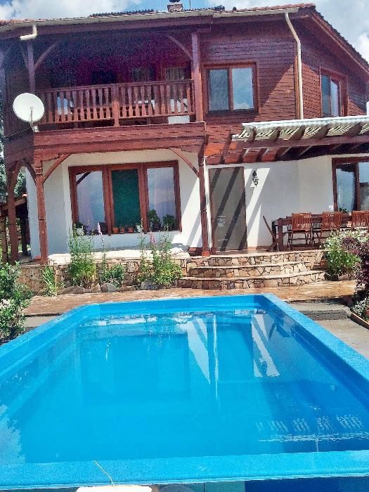 Басейн от стъклопласт