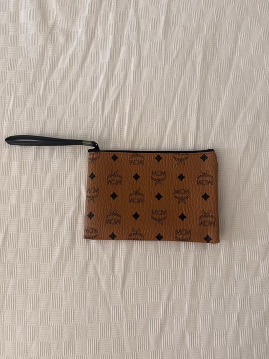 Pouch bag MCM print