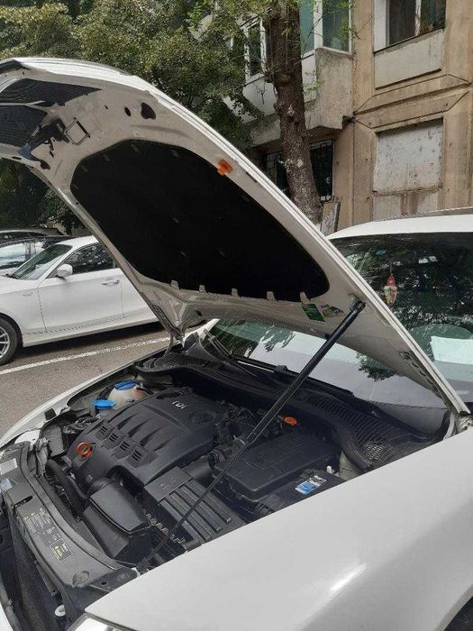 Amortizor capota Skoda Octavia 2 si Face Lift