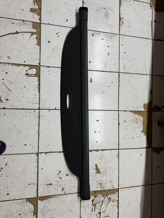 Шторка багажника