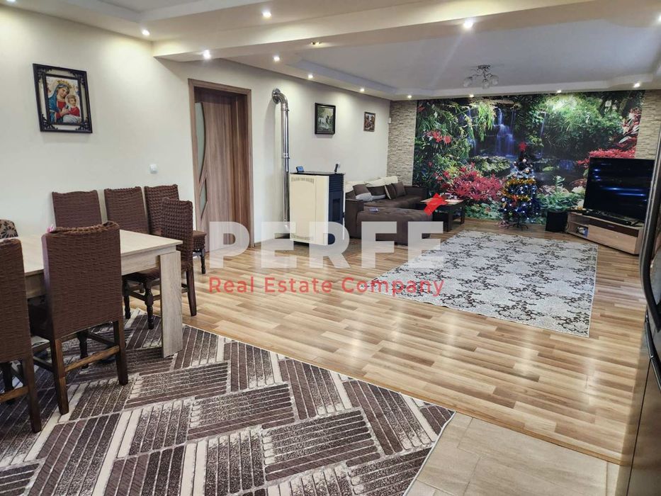 Продава се Къща в с. Равнец, Област Бургас - 152 кв.м за 1645 €/кв.м - Снимка #1