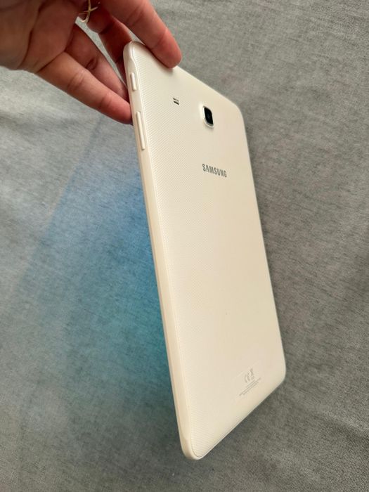 Tableta Samsung Tab  E